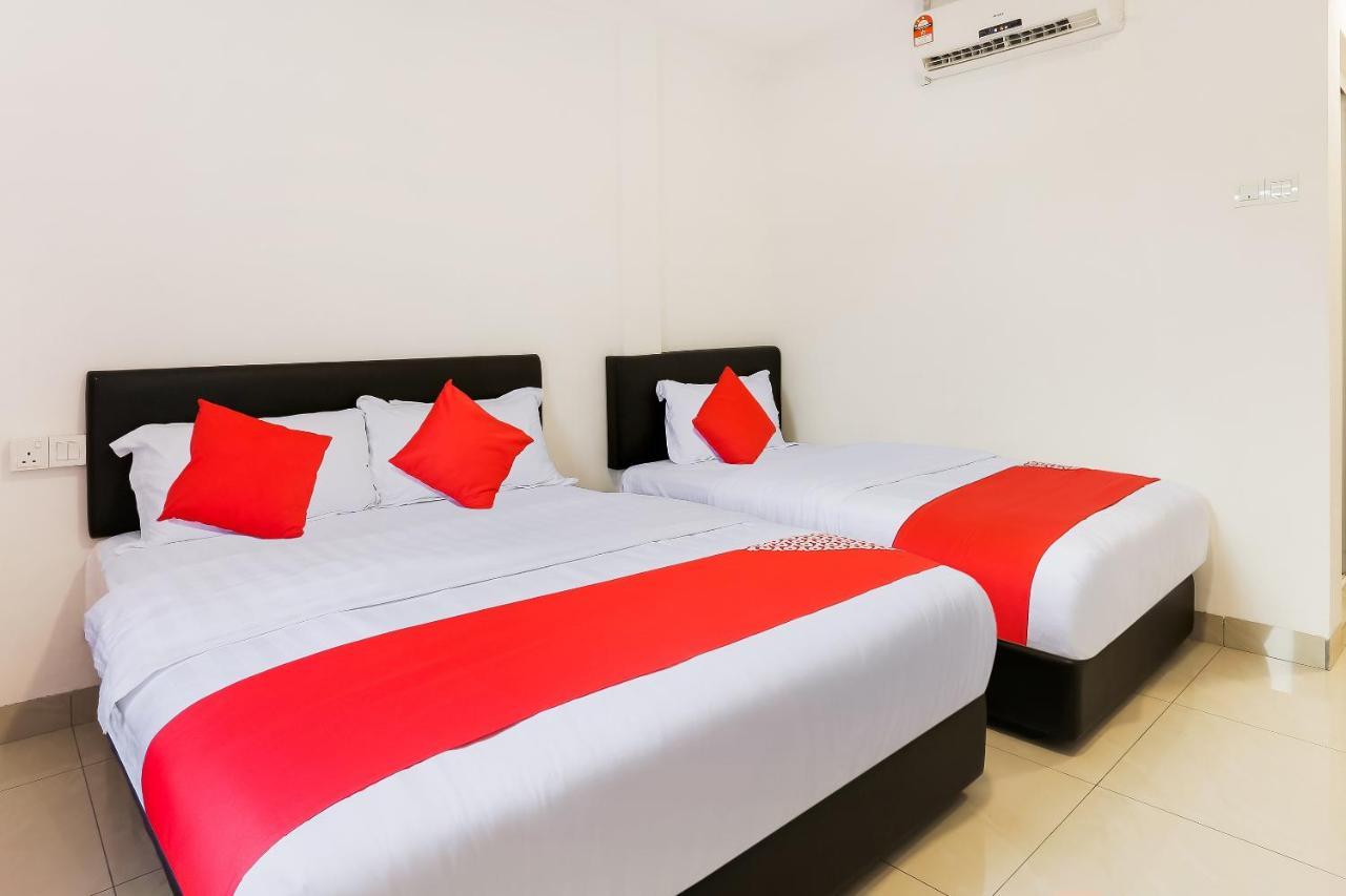 Super Oyo 89495 Rich Hotel Johor Bahru Exterior photo