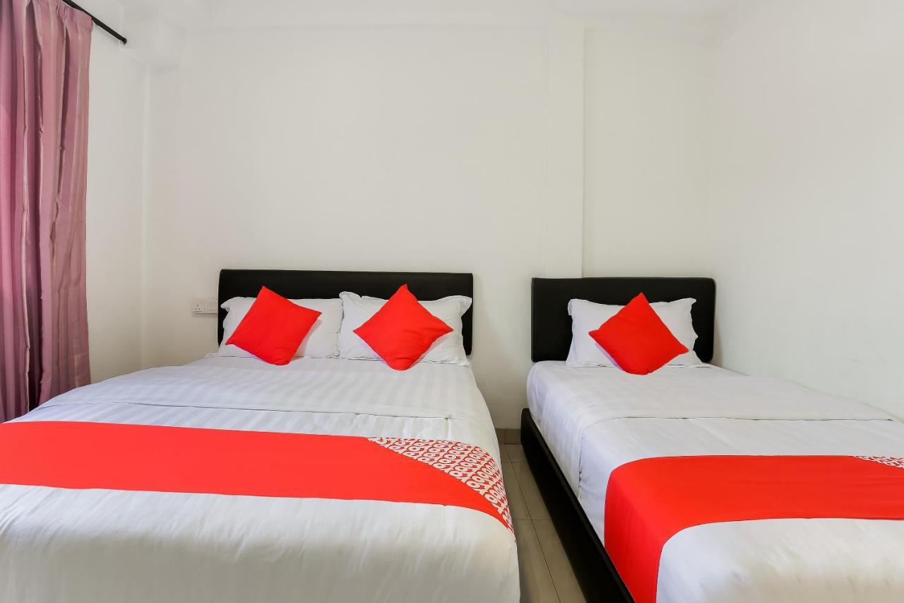 Super Oyo 89495 Rich Hotel Johor Bahru Exterior photo