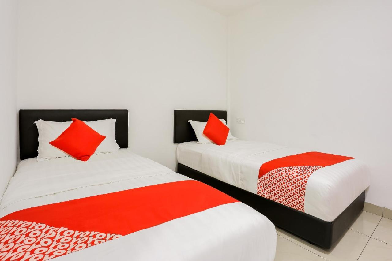 Super Oyo 89495 Rich Hotel Johor Bahru Exterior photo