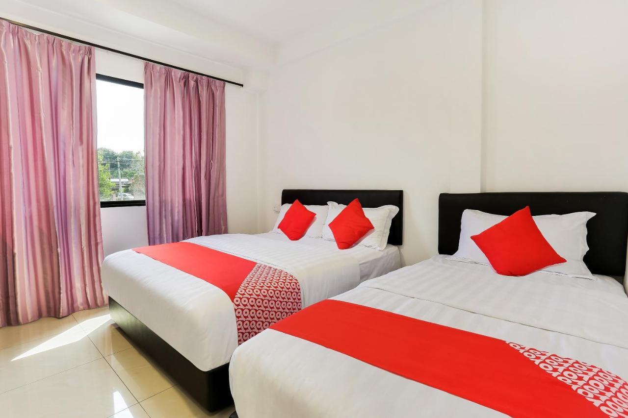 Super Oyo 89495 Rich Hotel Johor Bahru Exterior photo